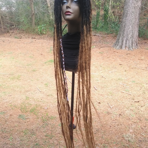 Black brown ombre tie on Loc extensions - Picture 8 of 8